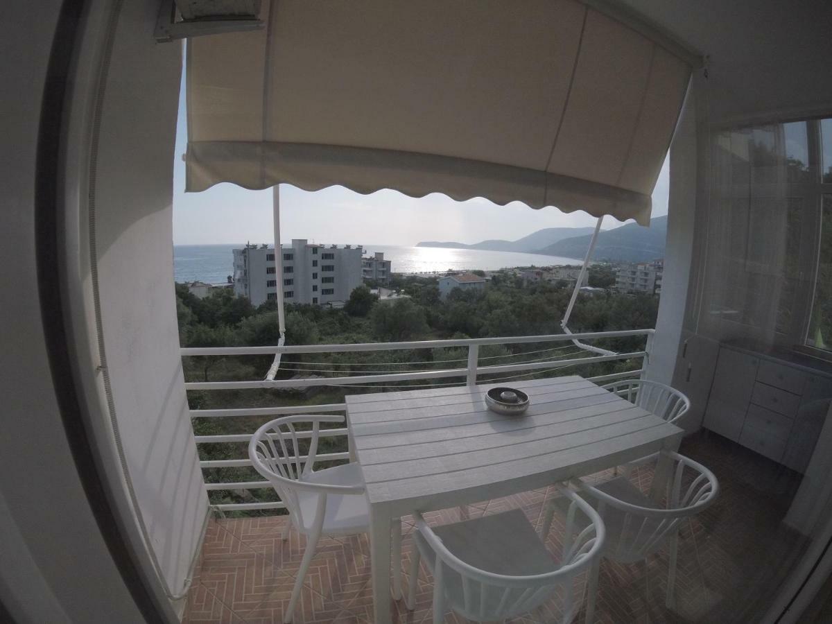 Villa Goxhi Borsh Buitenkant foto